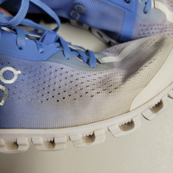 On Cloud Running Cloudflow Marina Blue White Sneakers. - Picture 10 of 11